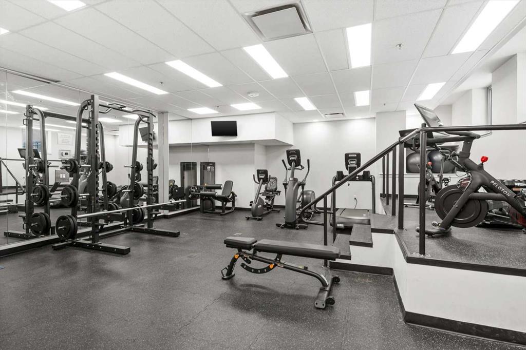 817 15 Avenue SW Unit: 500