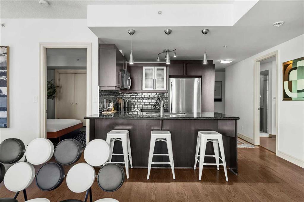 817 15 Avenue SW Unit: 500
