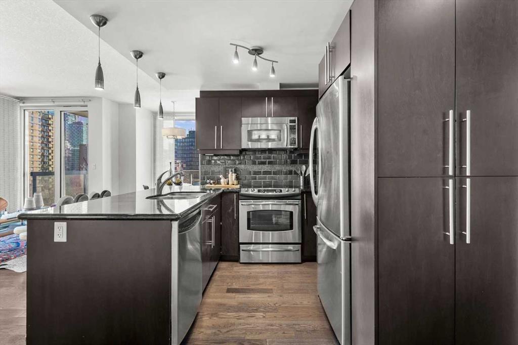 817 15 Avenue SW Unit: 500