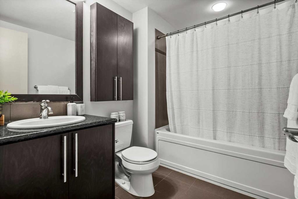 817 15 Avenue SW Unit: 500