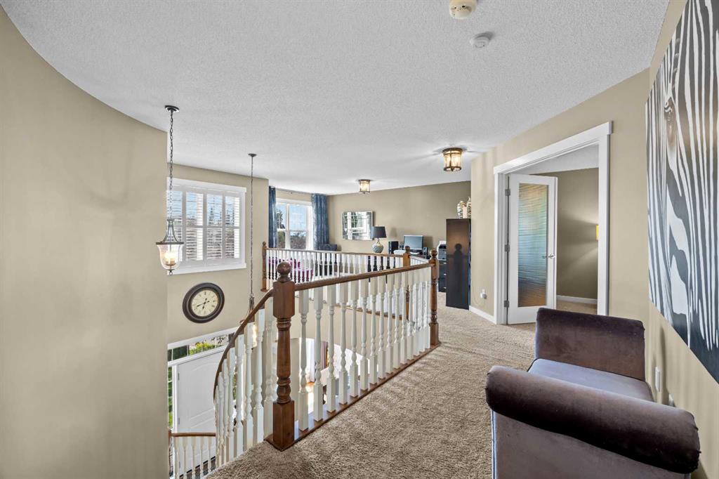 113 Tusslewood Bay NW