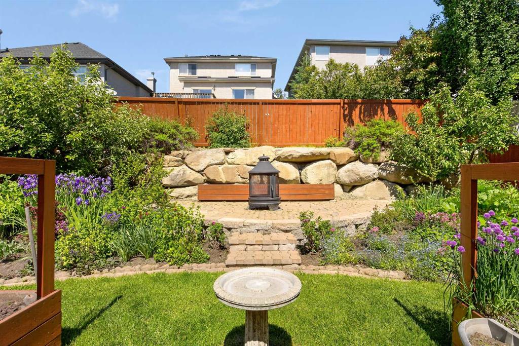 139 Tuscany Ridge Close NW