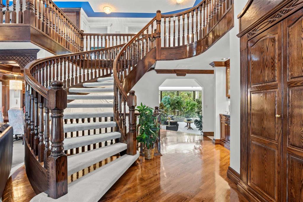 7 Biggar Heights Bay