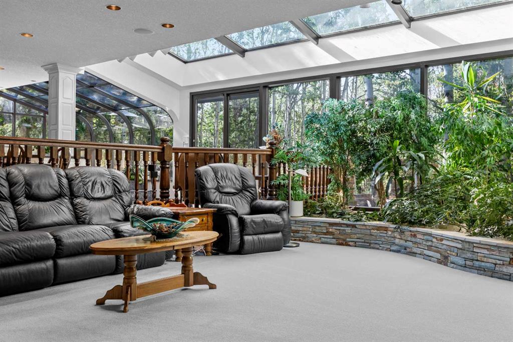 7 Biggar Heights Bay