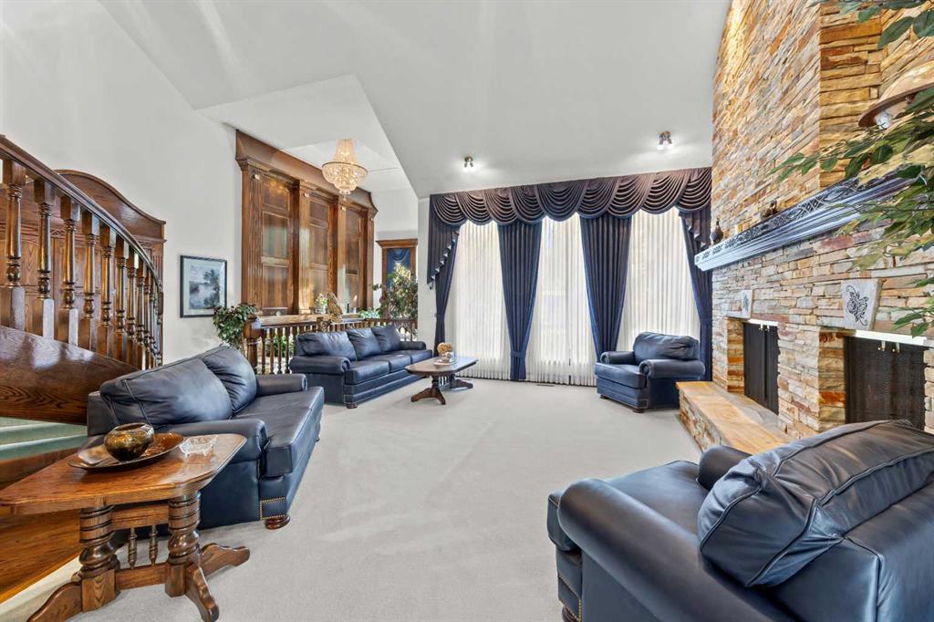 7 Biggar Heights Bay
