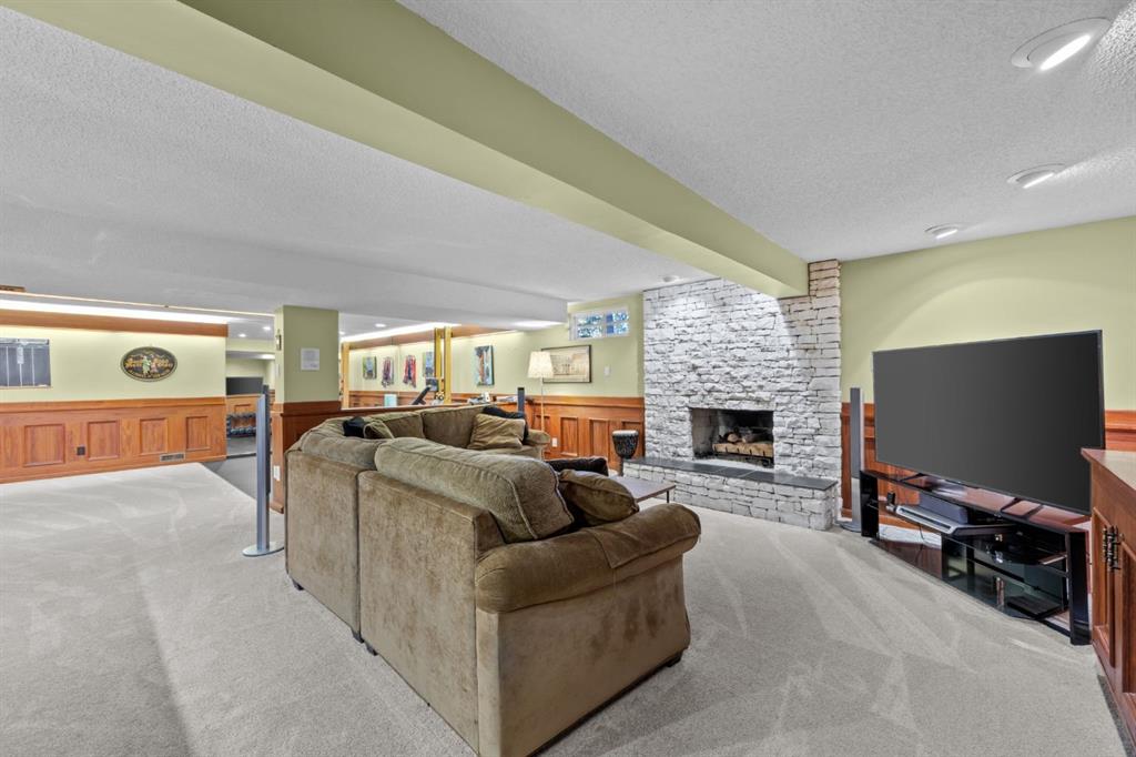 1215 Varsity Estates Drive NW