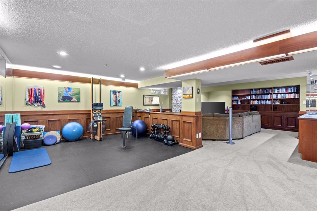 1215 Varsity Estates Drive NW