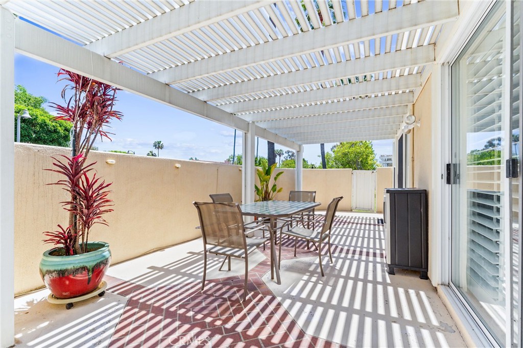 21618 Paseo Palmetto