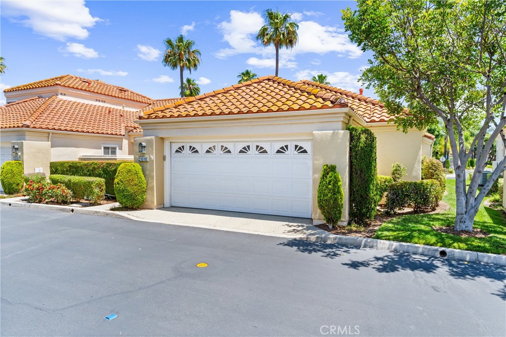 21618 Paseo Palmetto