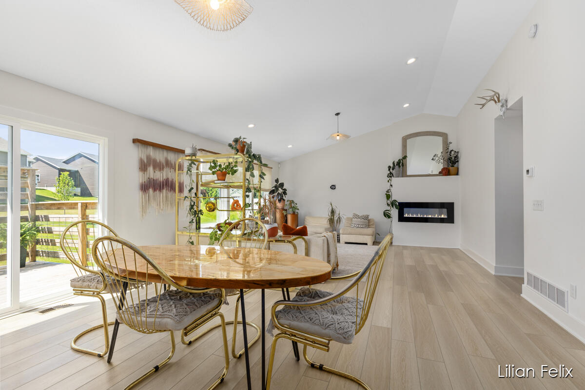 7113 Sugarmaple Drive