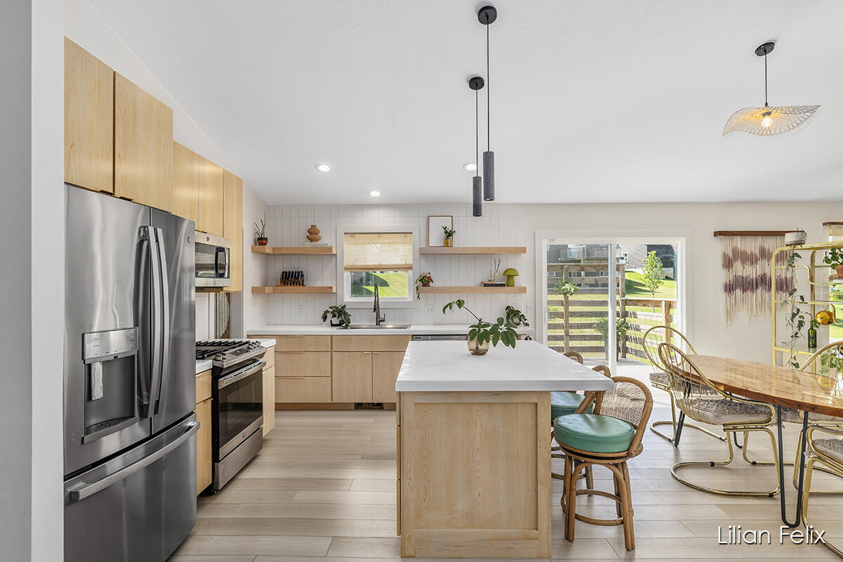 7113 Sugarmaple Drive