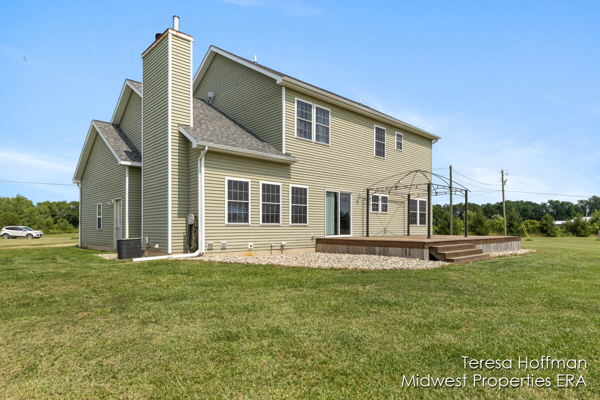 13588 Duck Pond Lane
