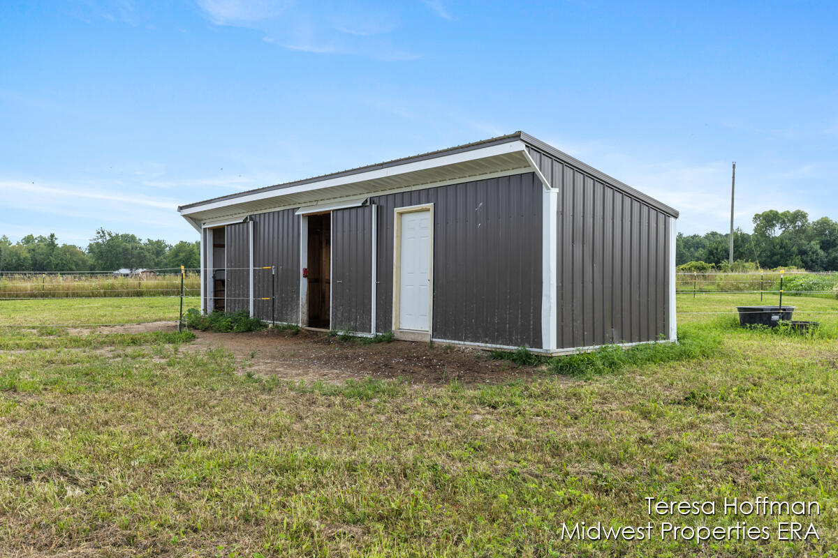 13588 Duck Pond Lane