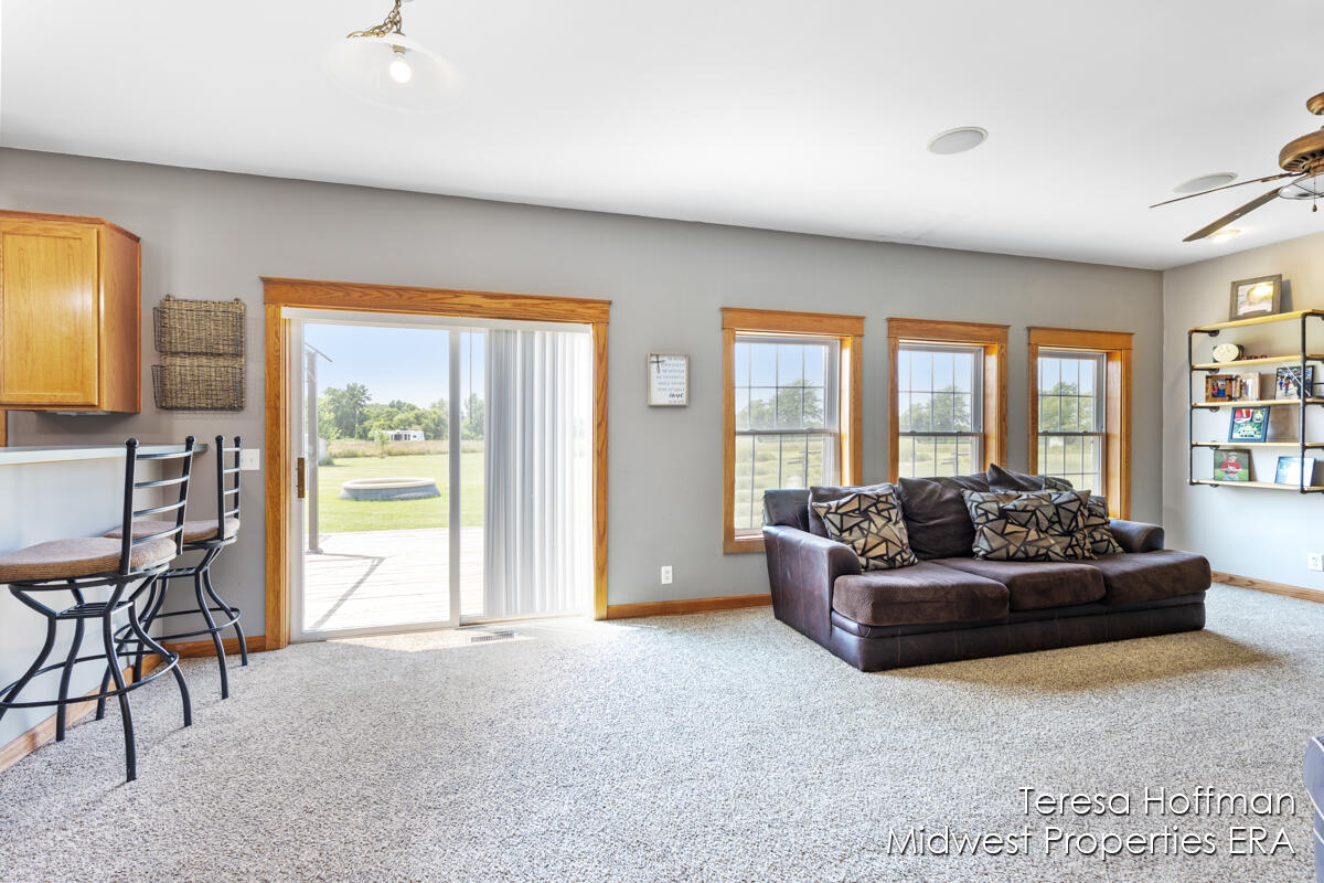 13588 Duck Pond Lane