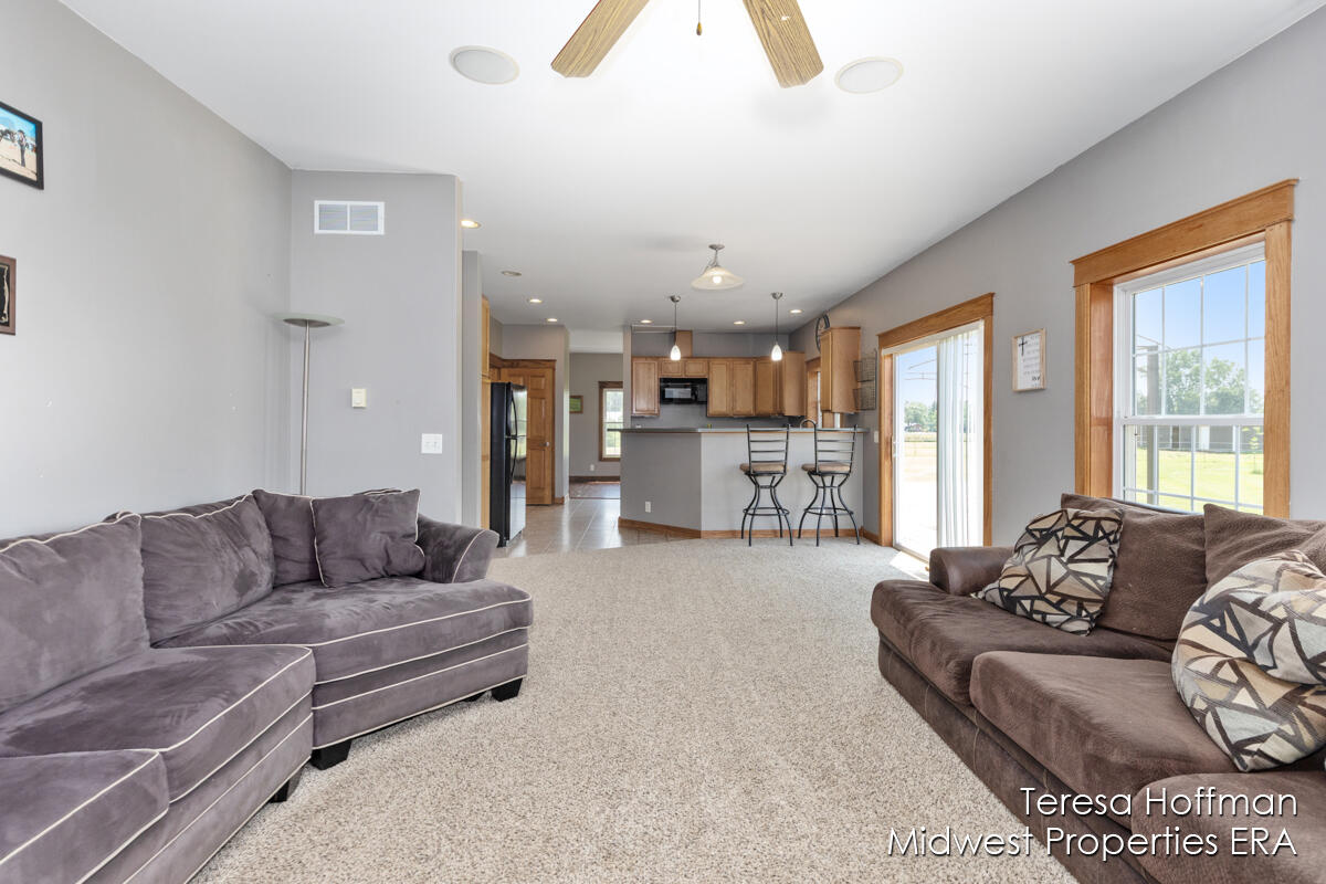 13588 Duck Pond Lane
