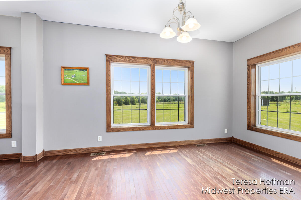 13588 Duck Pond Lane