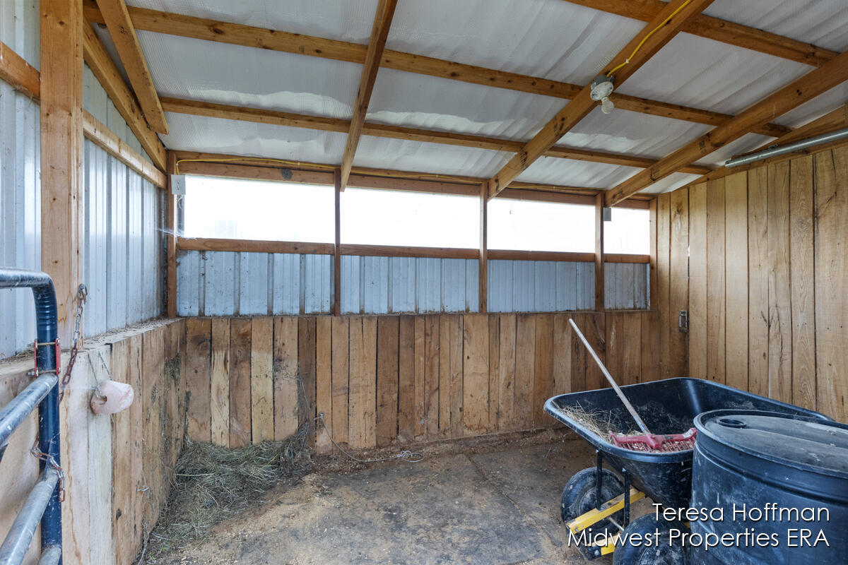 13588 Duck Pond Lane