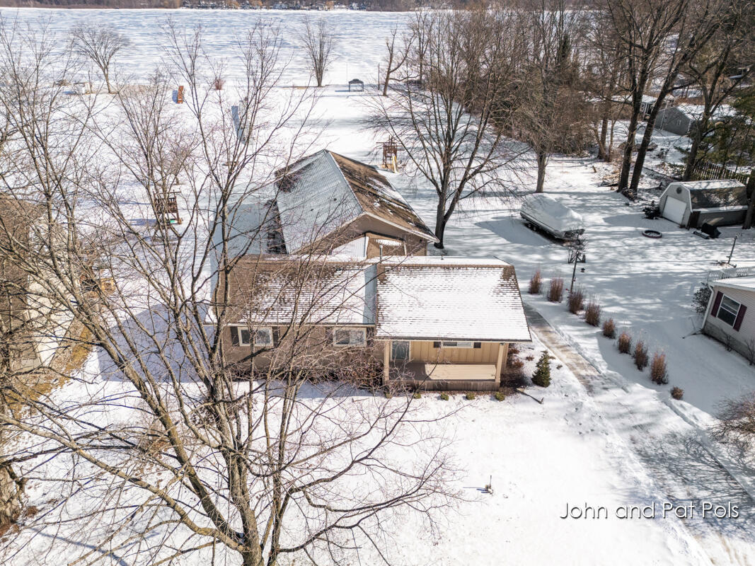 15330 Meddler Avenue NE