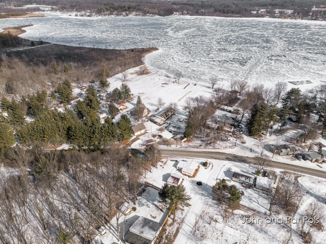 15330 Meddler Avenue NE