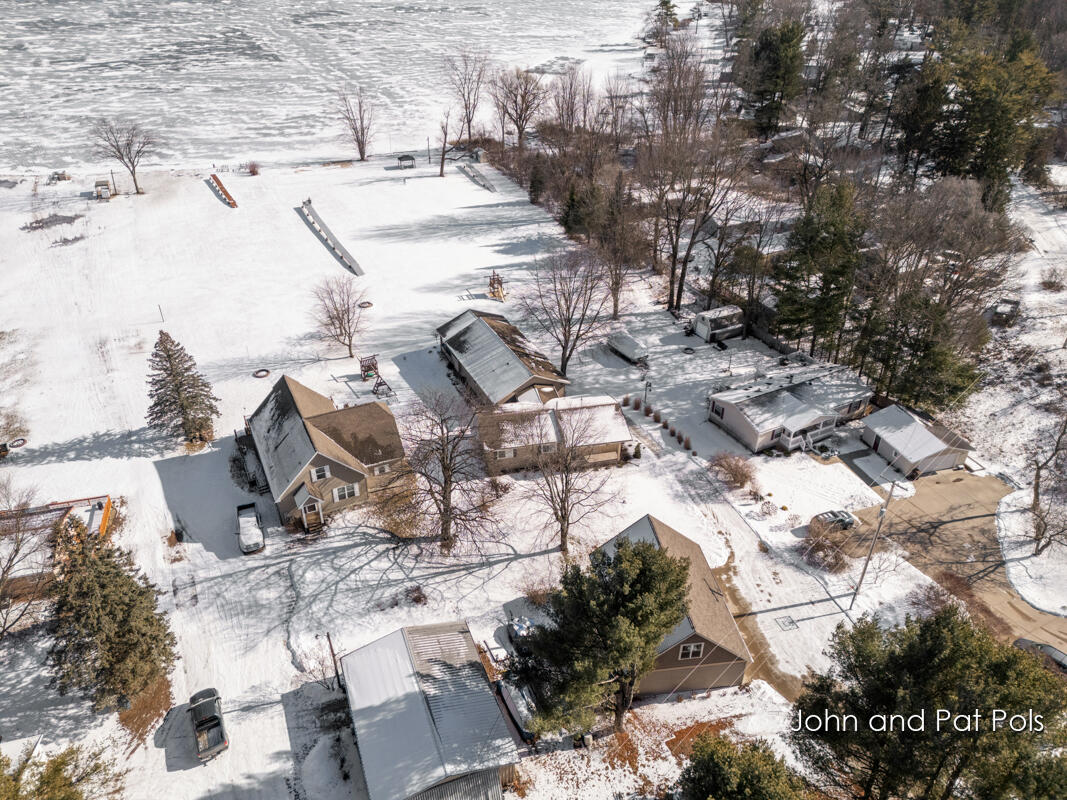 15330 Meddler Avenue NE