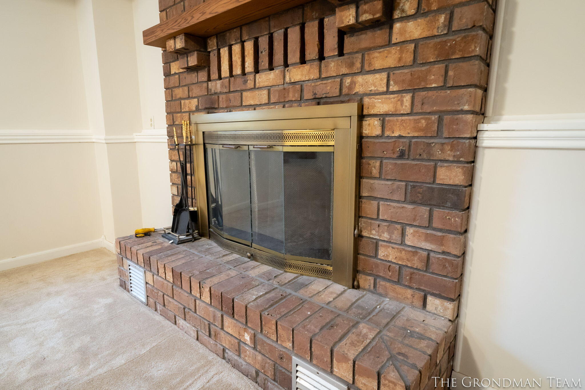 3322 Meadow Glen Drive