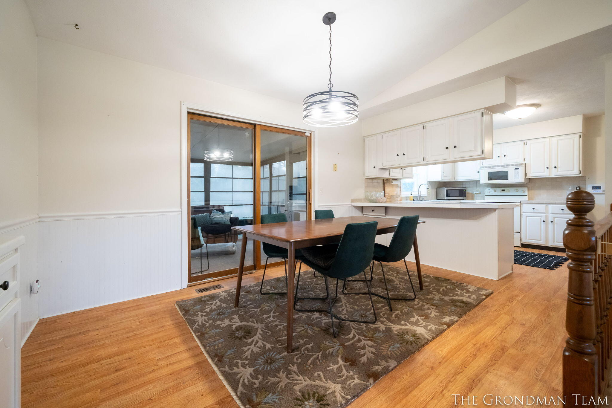 3322 Meadow Glen Drive