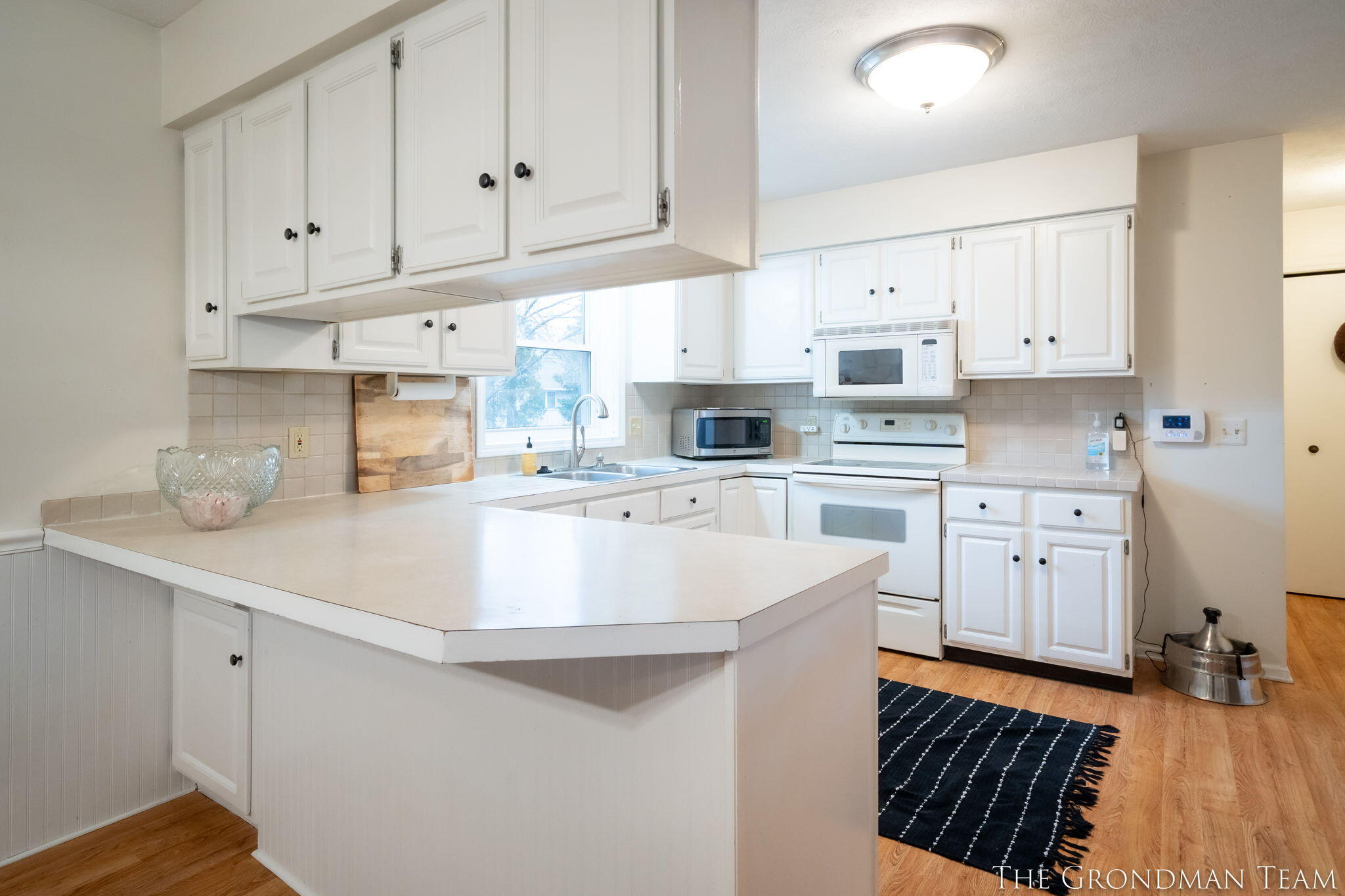 3322 Meadow Glen Drive