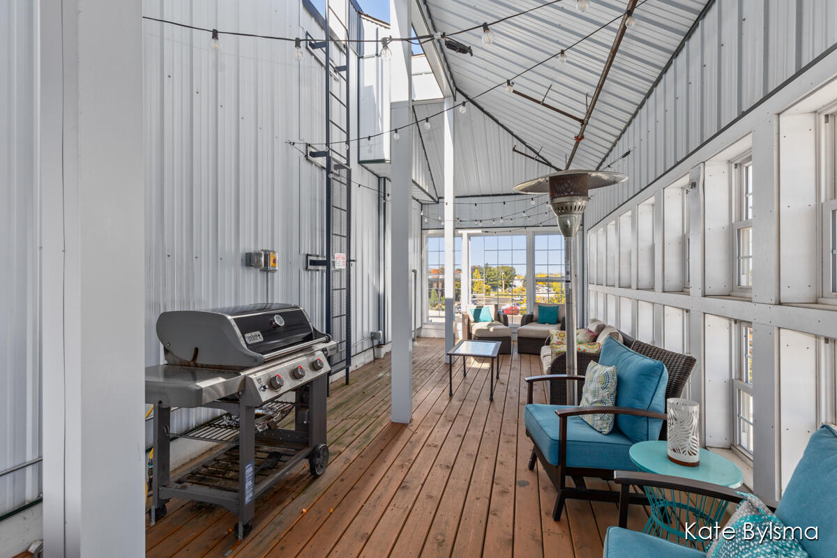 600 7th Street NW #205