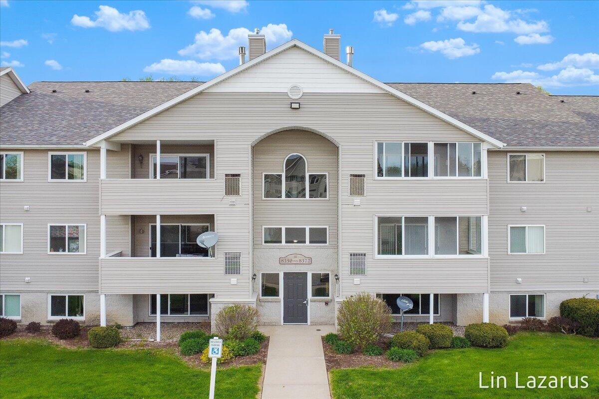 8368 N Jasonville Court SE