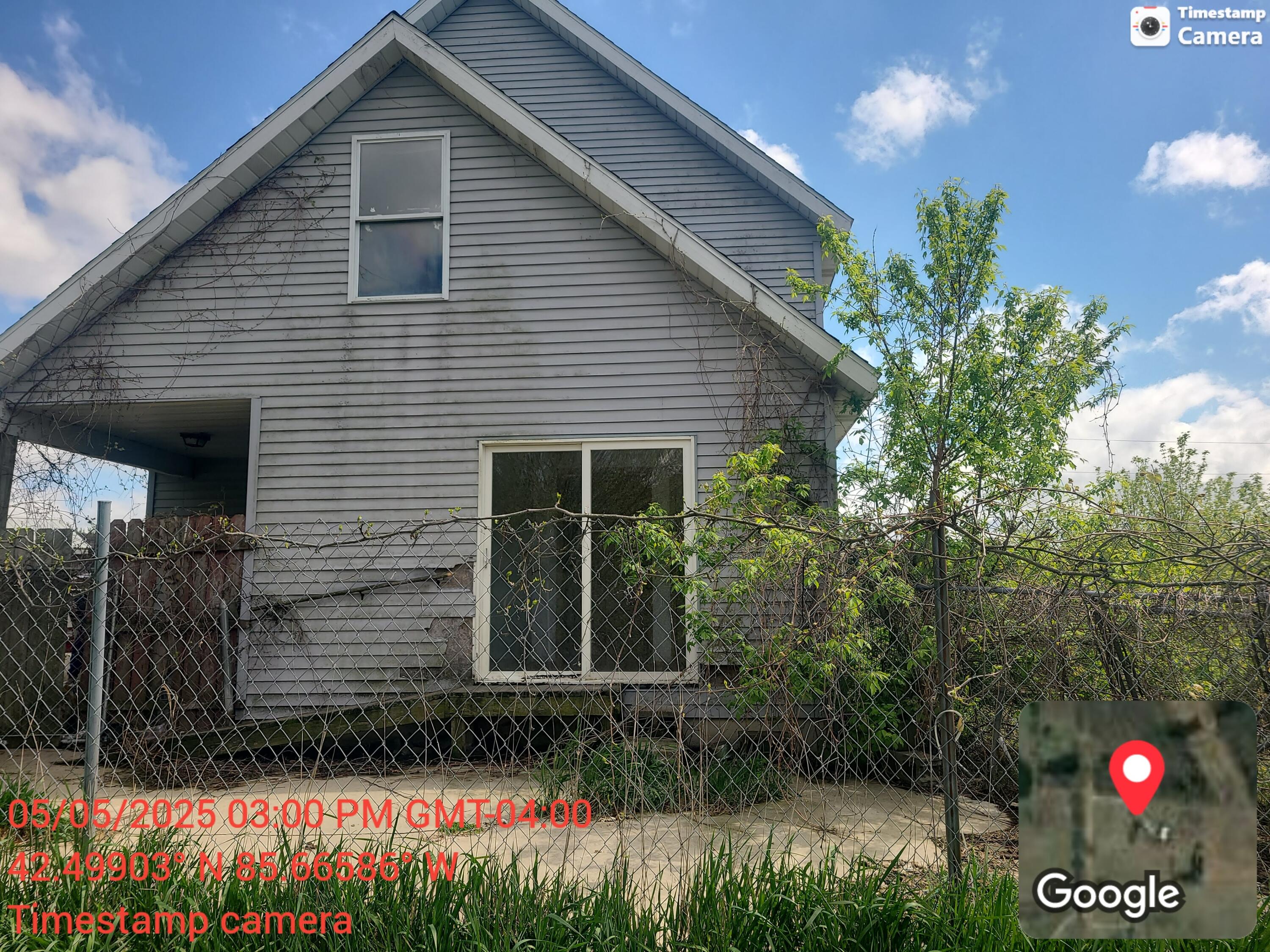 1075 12th Street