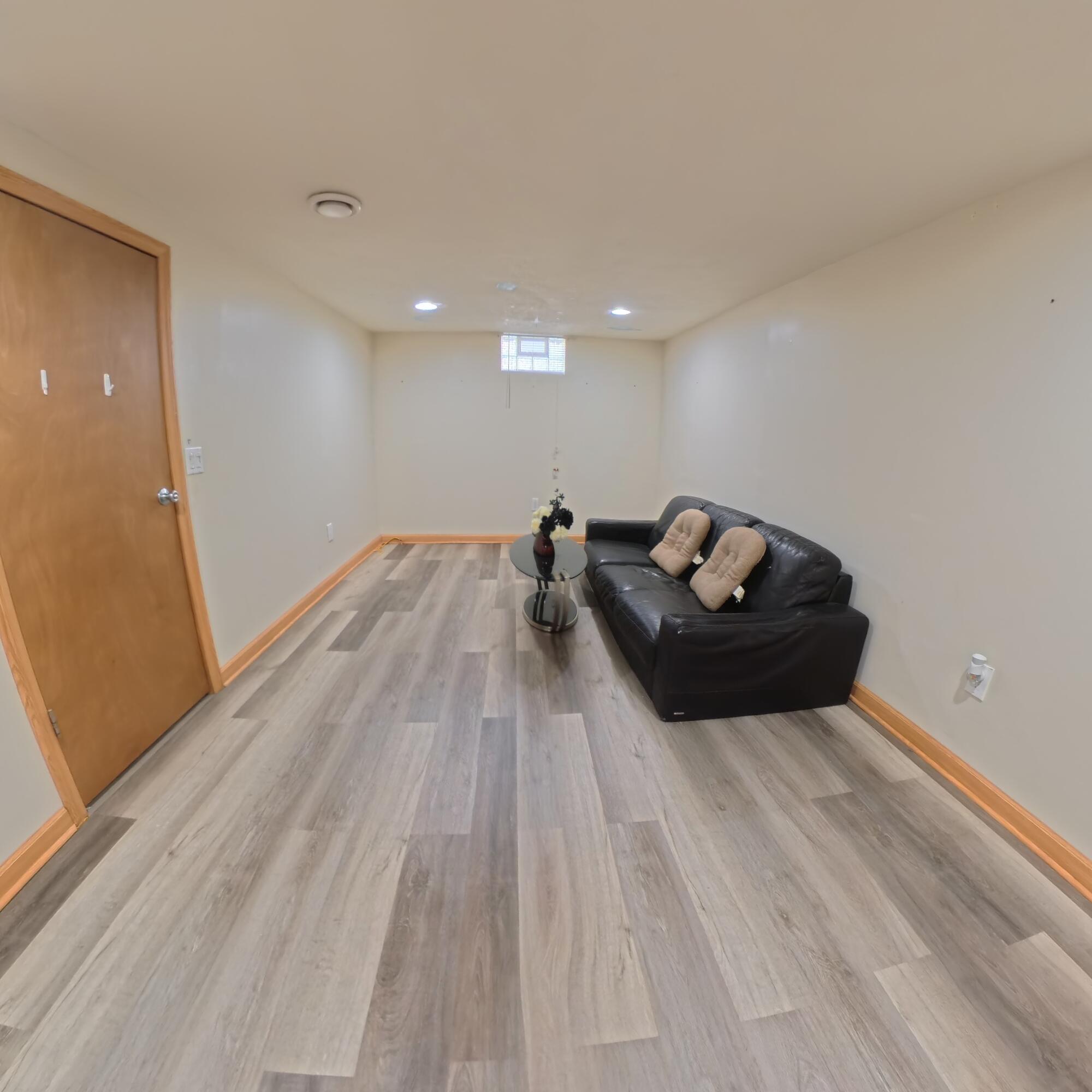 25 Maplelawn Street SW