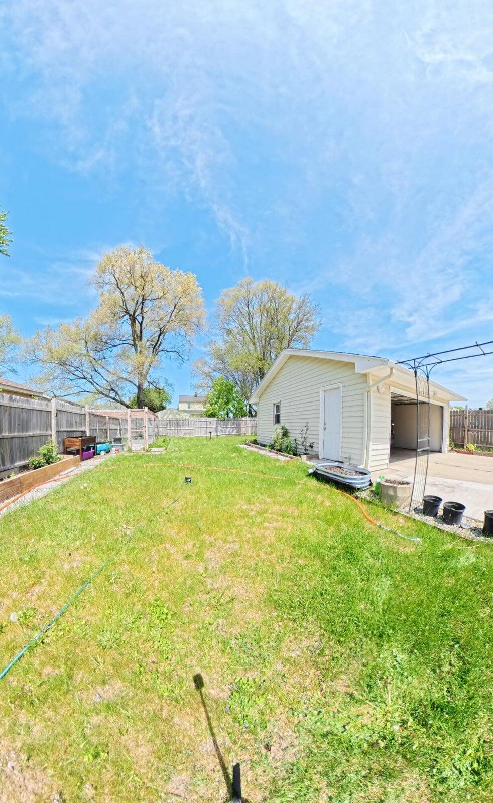 25 Maplelawn Street SW