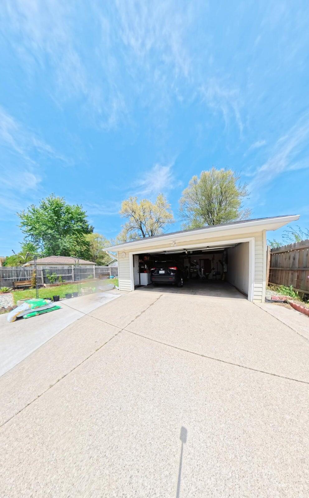 25 Maplelawn Street SW