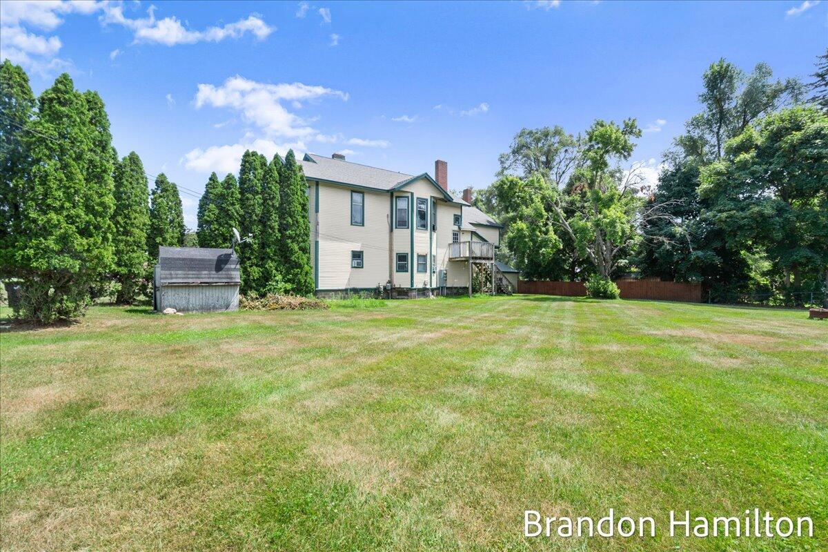 813 E Fairplains Street