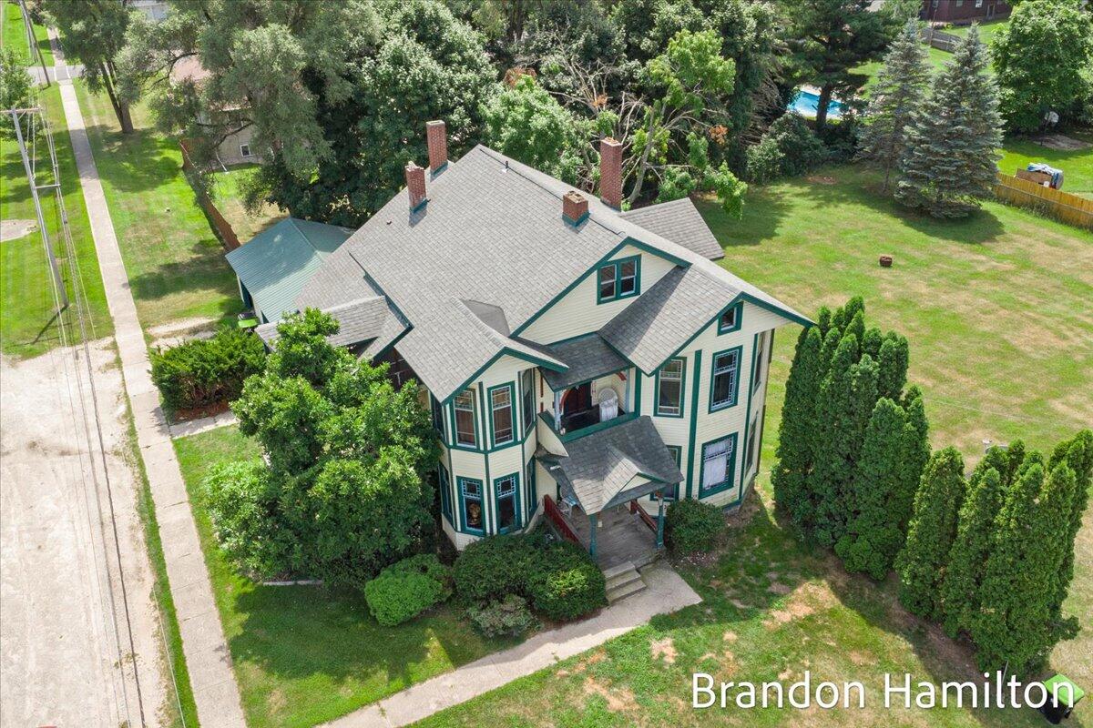 813 E Fairplains Street