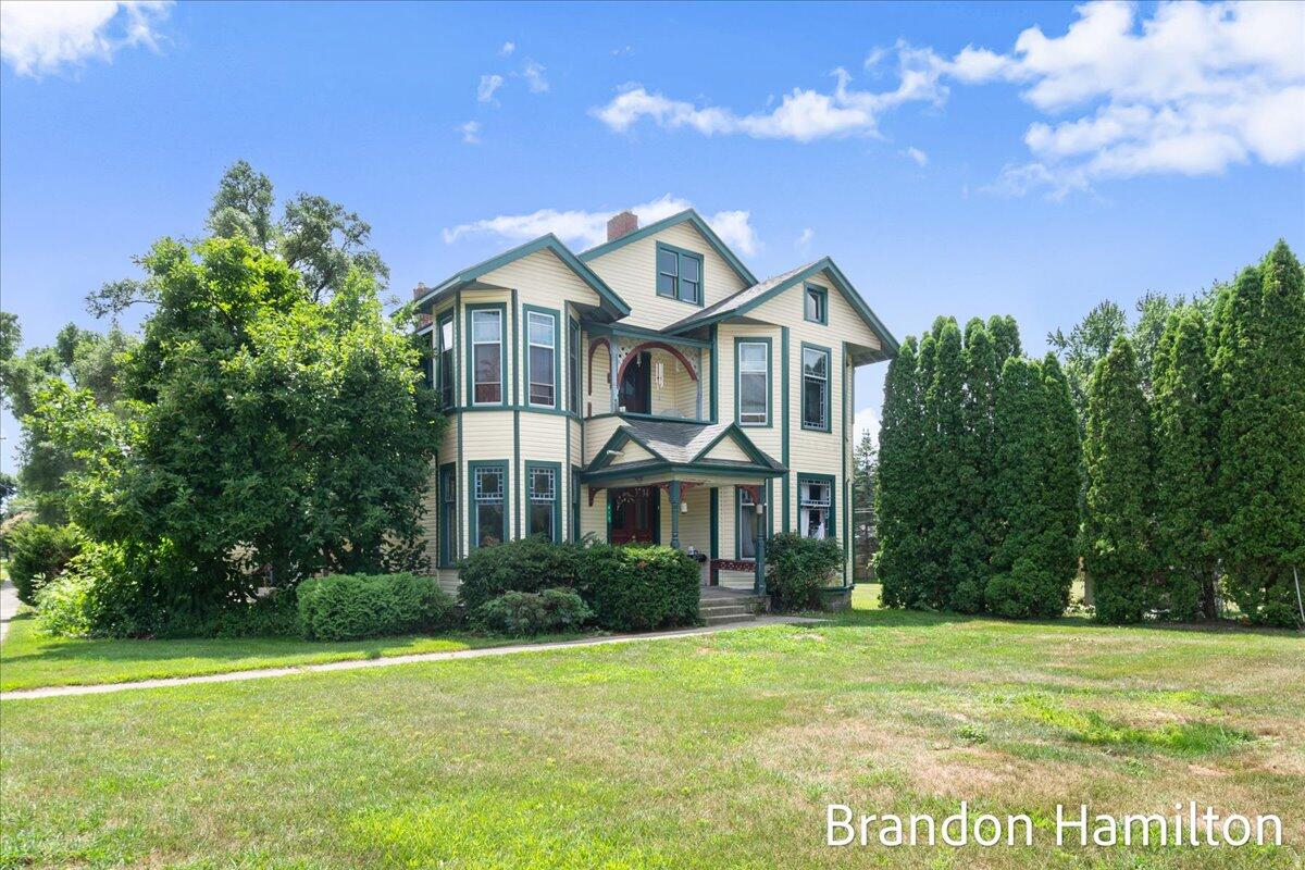 813 E Fairplains Street