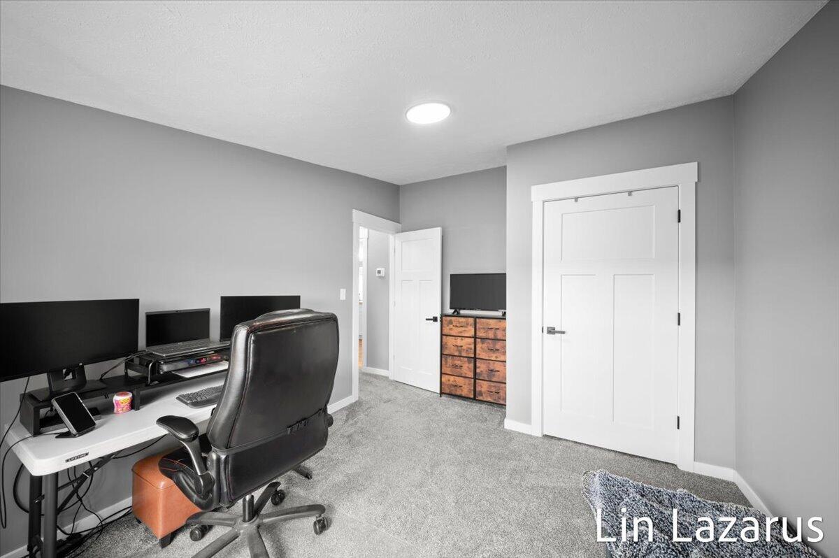 65484 Parkwood Court