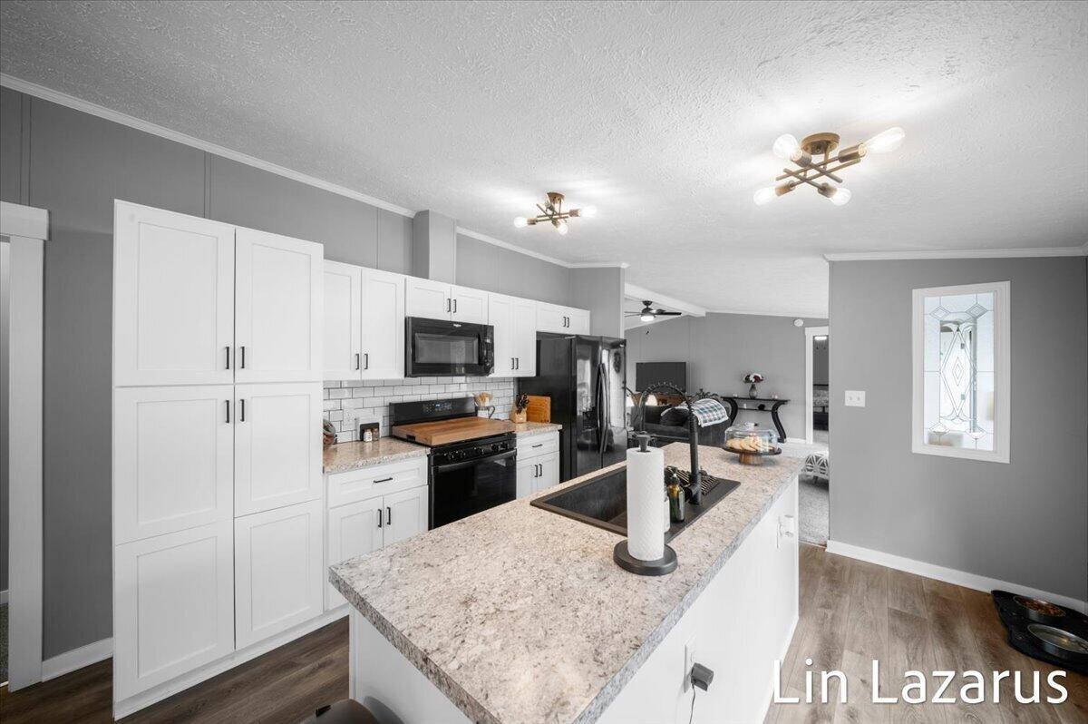 65484 Parkwood Court