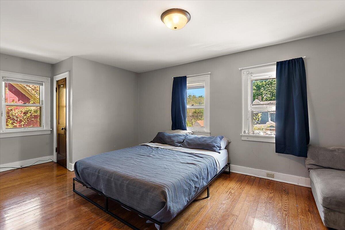 705 Lafayette Avenue NE