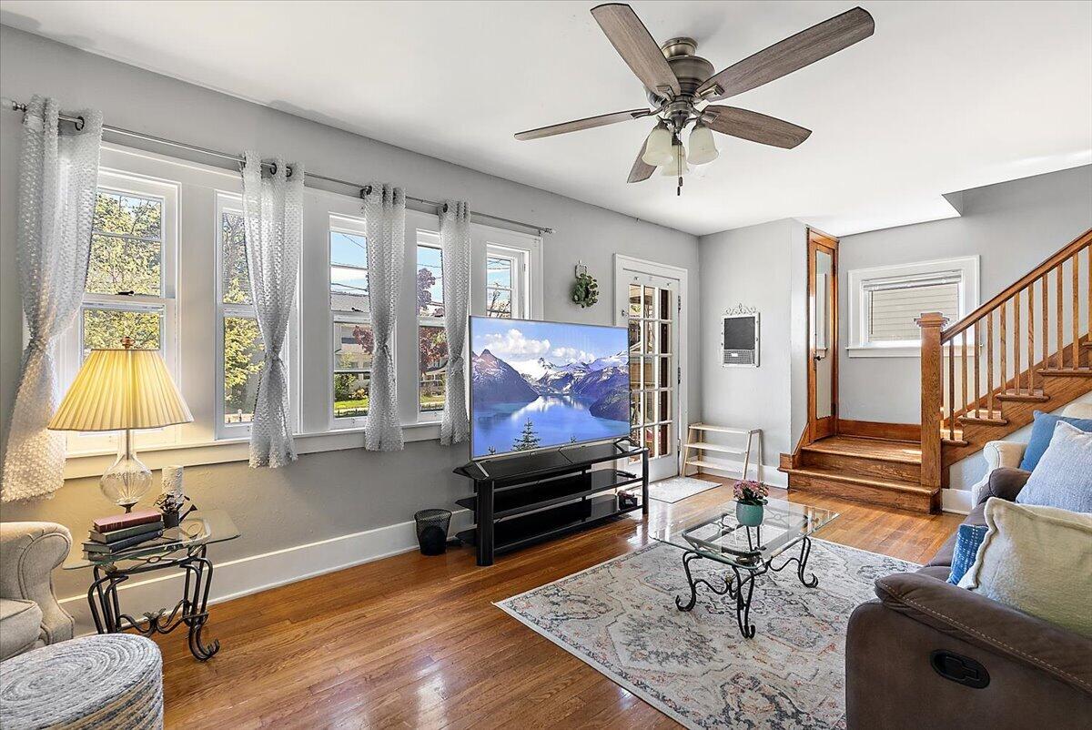 705 Lafayette Avenue NE