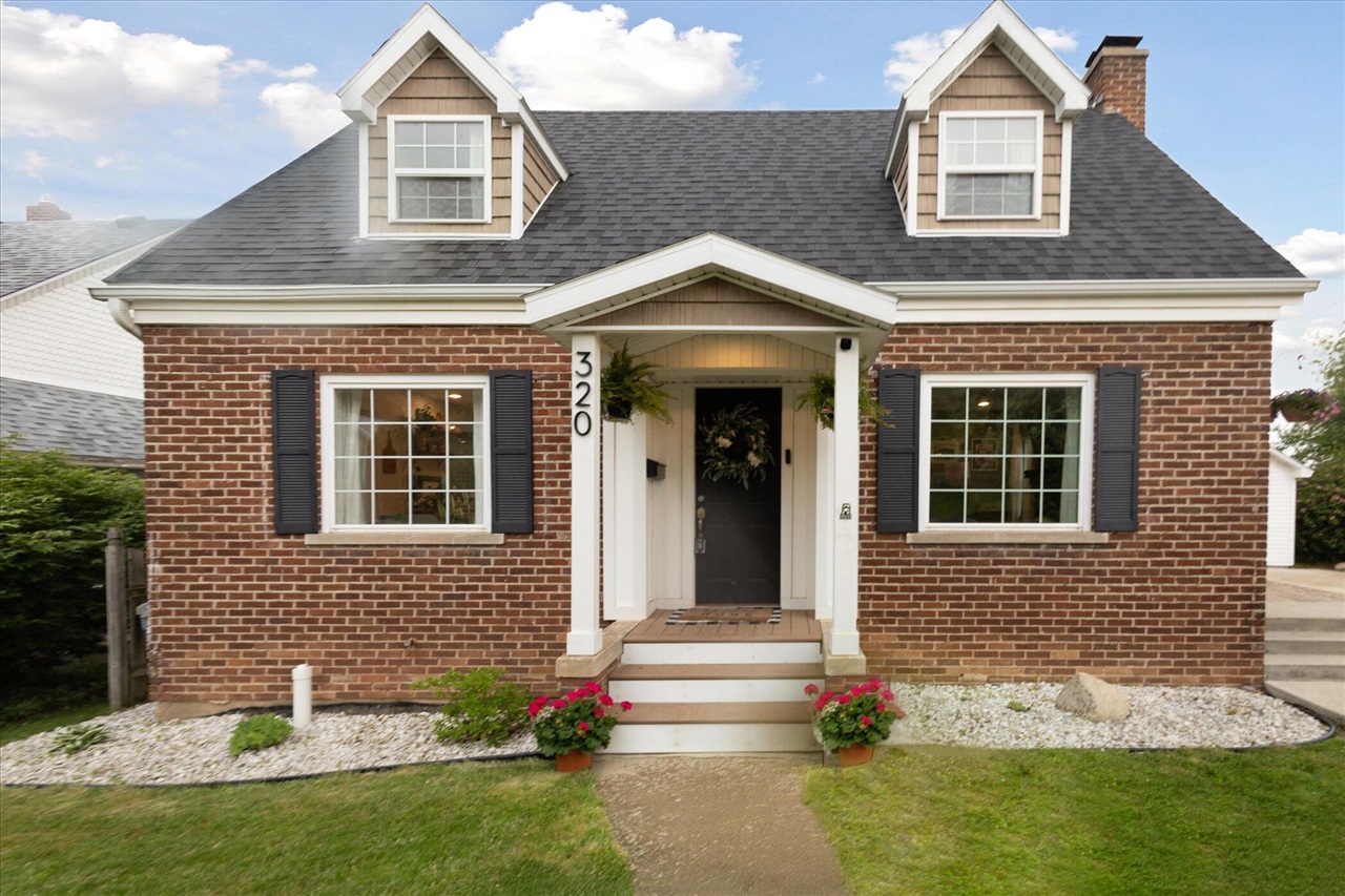 320 Elm Street