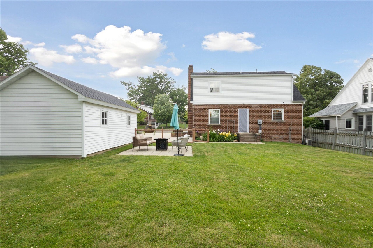 320 Elm Street