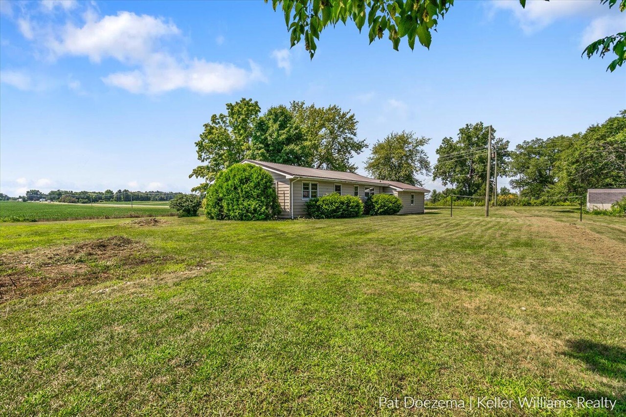 13637 S State Road