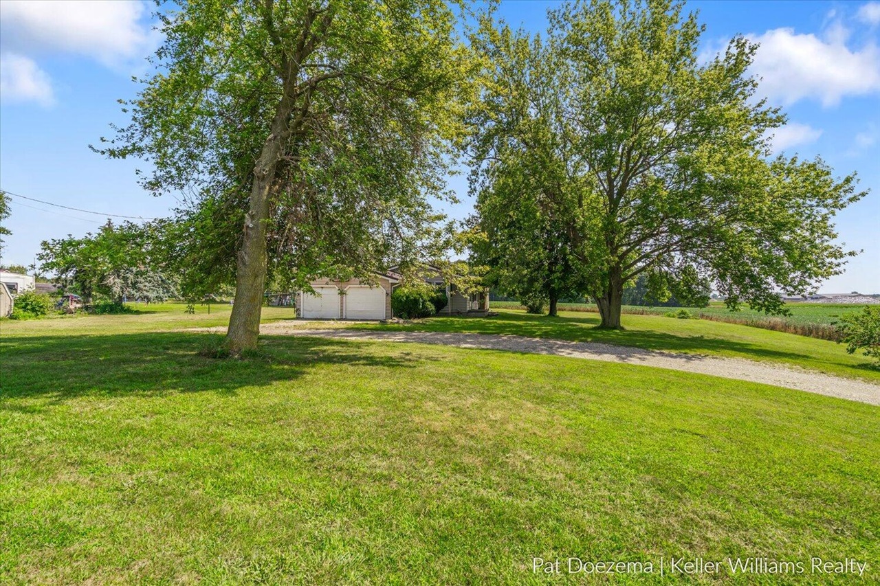 13637 S State Road