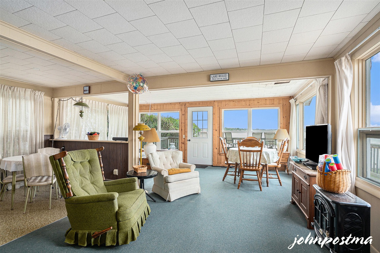 2207 Strait Tow Boulevard