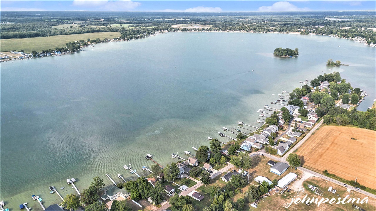 2207 Strait Tow Boulevard