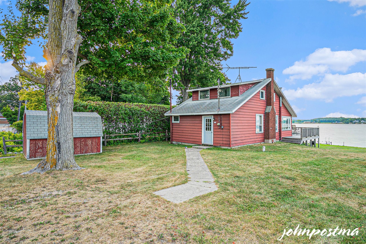 2207 Strait Tow Boulevard