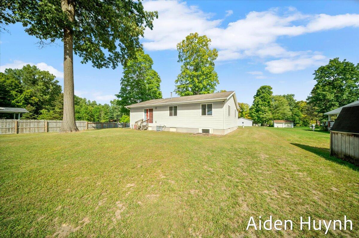 4186 E Shore Drive