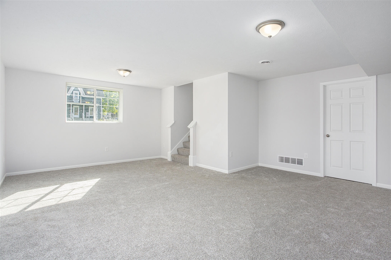 Lot 19 S Elder Ave