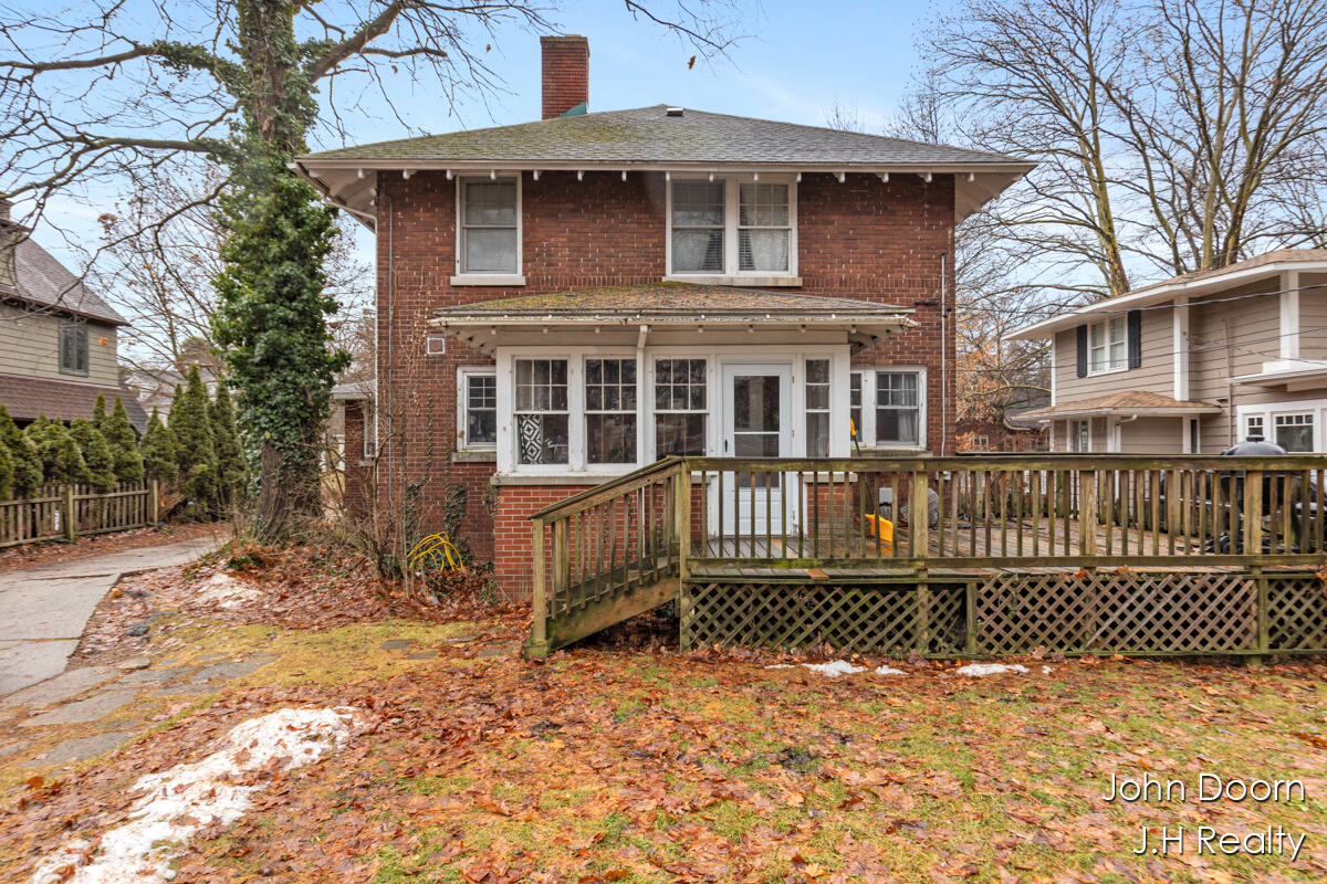 331 Aurora Street